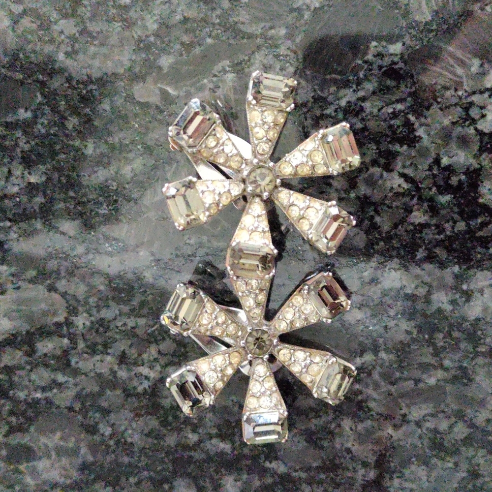 Bogoff Snoflake Starburst Silver Clip-on earrings